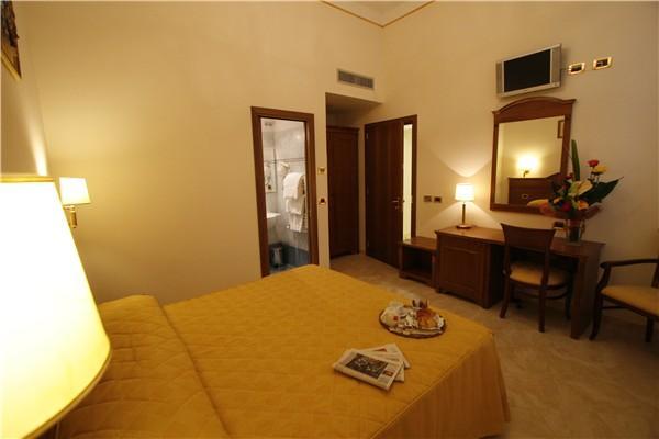 Hotel Il Duca Florenţa Exterior foto